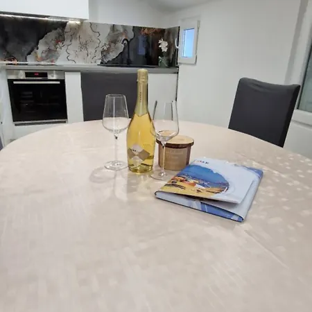 Sandy Family With Free Parking & Balcony Apartament Lopar
