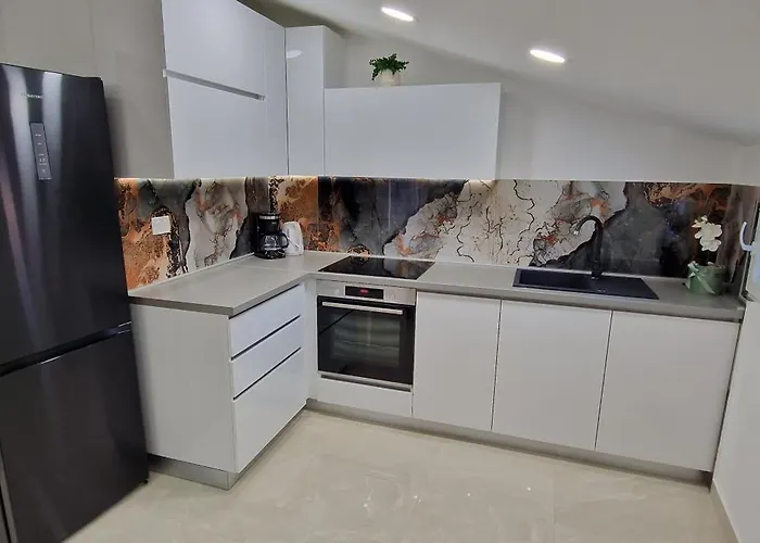 דירה Dragan I Slavica 200 M Od Plaze S Terasom