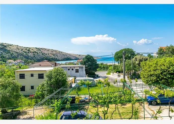 Dragan I Slavica 200 M Od Plaze S Terasom דירה