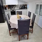 Apartament Sandy Family *