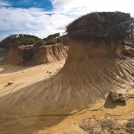 Dragan I Slavica 200 M Od Plaze S Terasom Lägenhet Lopar