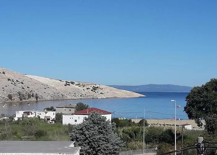 Dragan I Slavica 200 M Od Plaze S Terasom Appartement Lopar